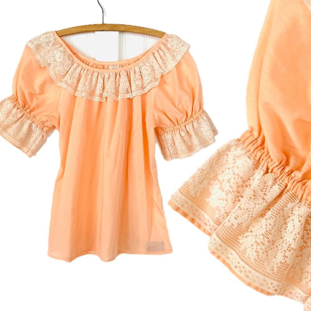 Vintage Peach Lace Trim Square Dance Peasant Prairie Blouse Rockmount Ranch Wear